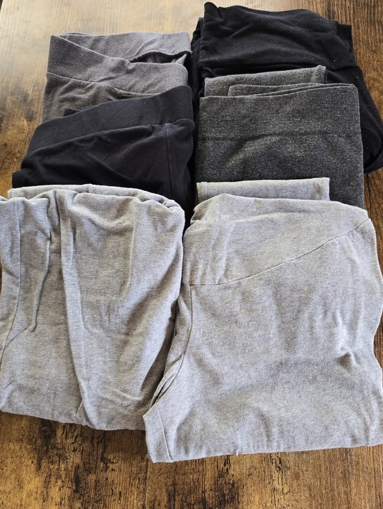 Motherhood Maternity Pants - (6) Pair - Maternity Legging